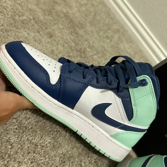 brand-new jordan 1 mid blue mints - Picture 9 of 11
